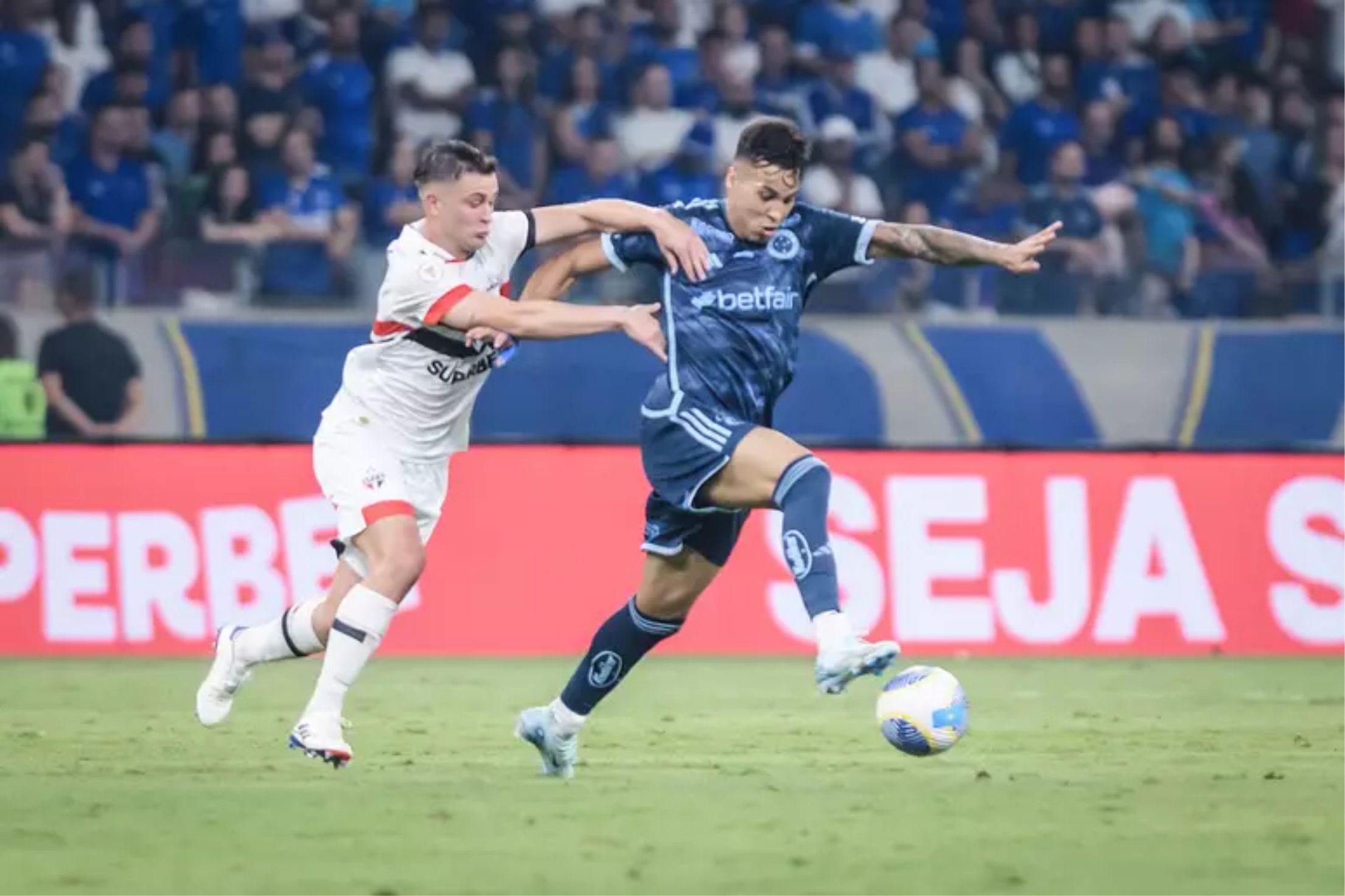 EM CASA, CRUZEIRO PERDE PARA O SÃO PAULO  POR 1X0 EM JOGO SEM CRIATIVIDADE