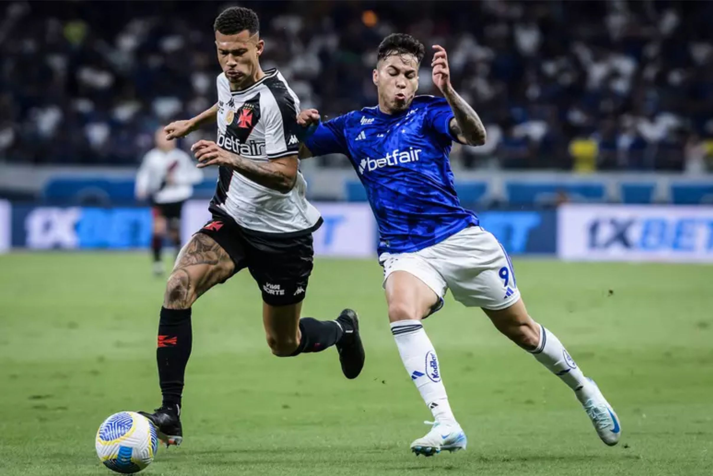 CRUZEIRO EMPATA COM VASCO POR 1X1  EM BOM JOGO NO MINEIRÃO PELO BRASILEIRÃO