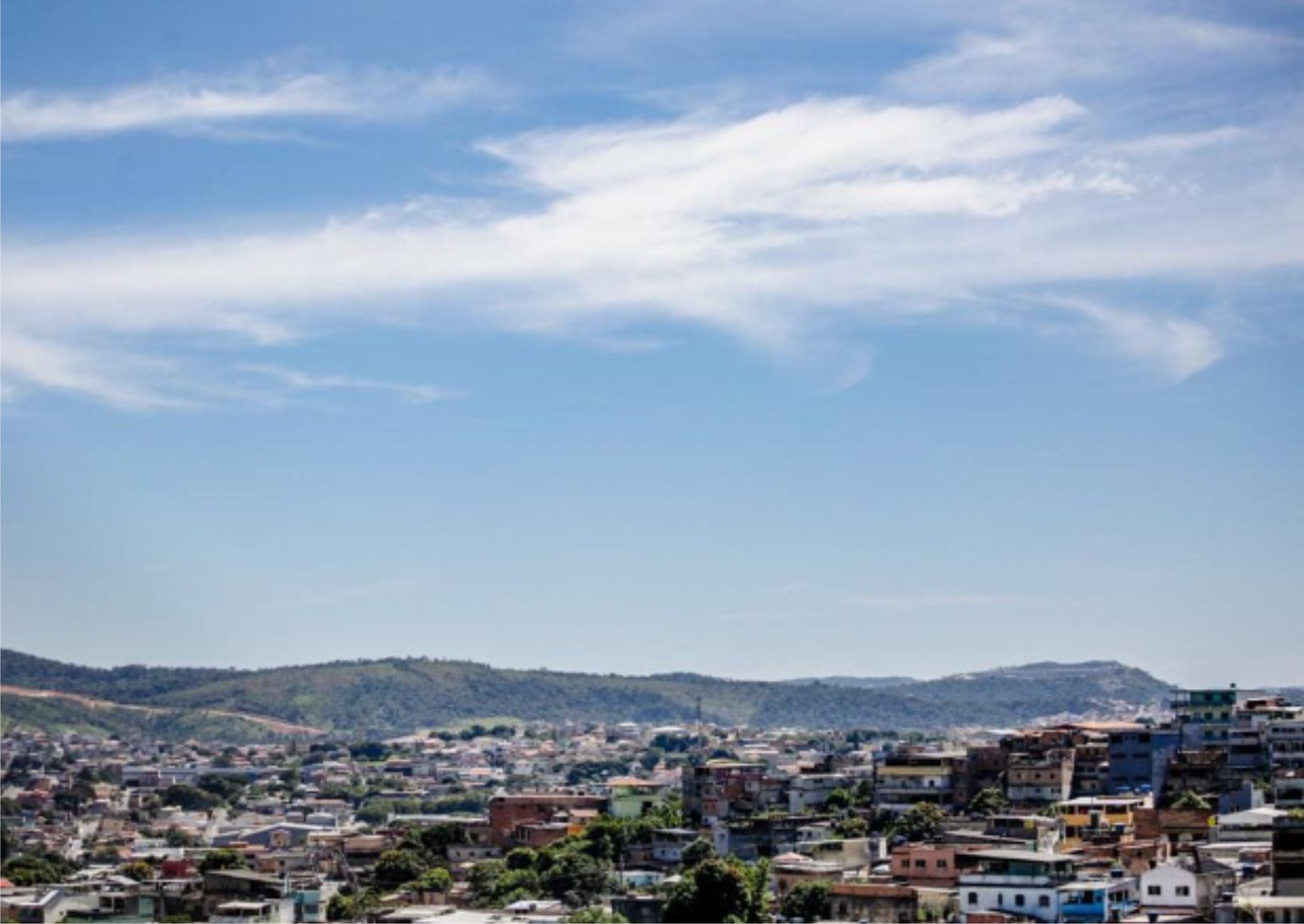 TEMPO SECO E CALOR COM POSSIBILIDADES DE CHUVA E TEMPERATURA MÁXIMA DE 31ºC EM BETIM