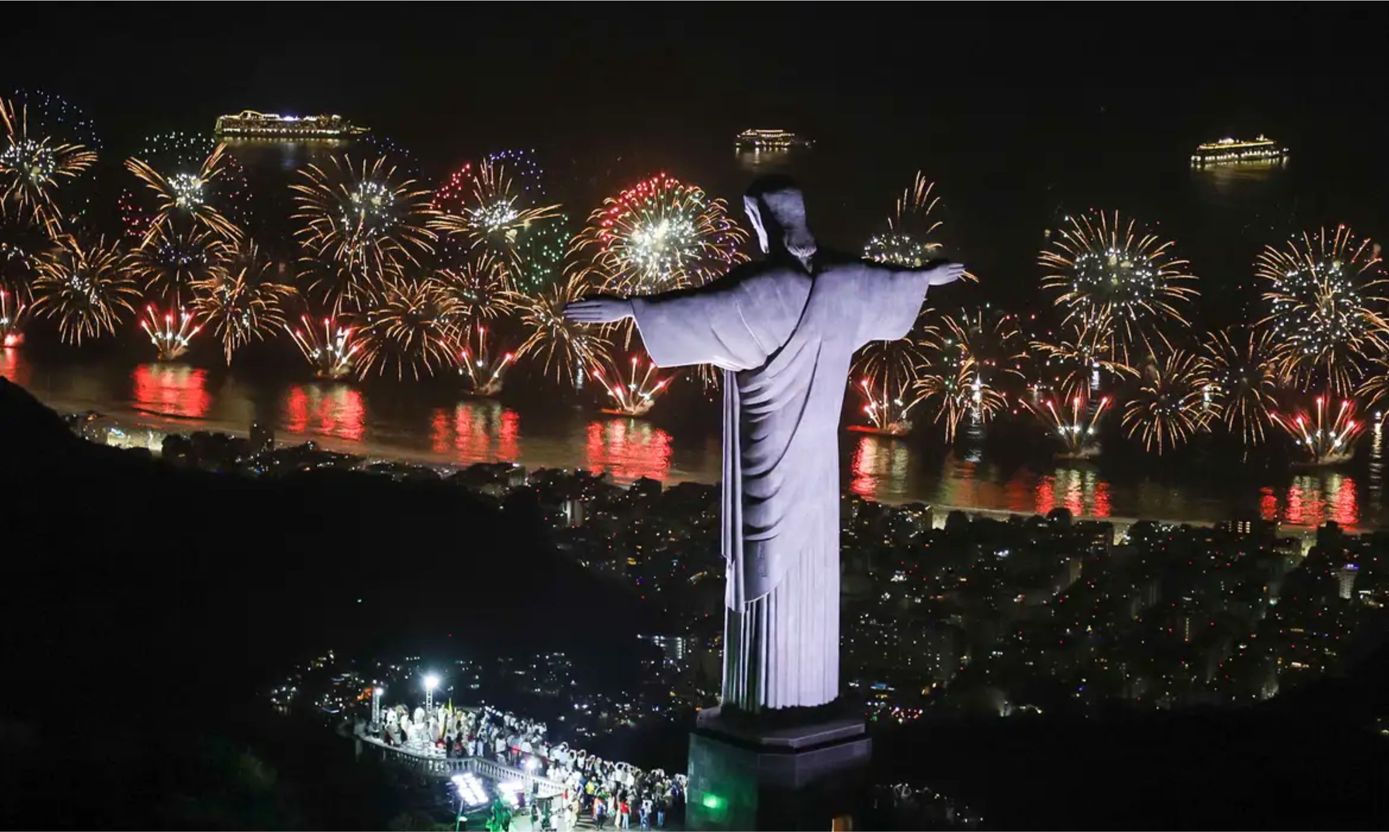 VIRADA DO ANO NO RJ TERÁ SHOWS DE ANITTA,  IVETE SANGALO, MARIA BETHÂNIA E CAETANO