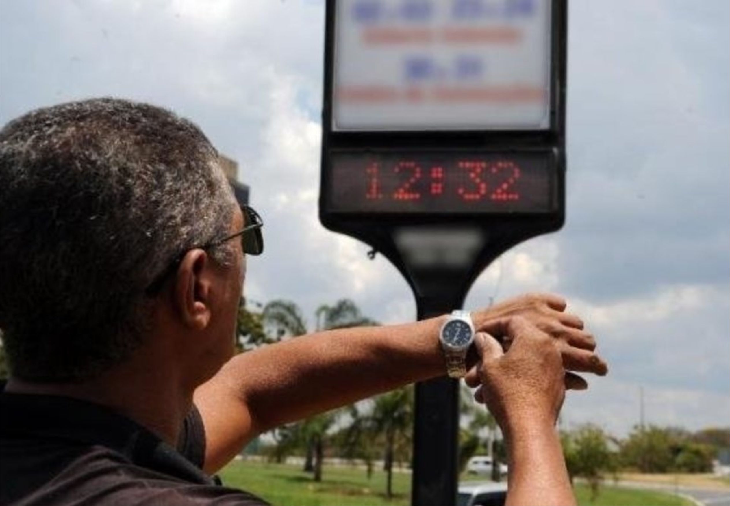 GOVERNO FEDERAL ESTUDA A VOLTA DO HORÁRIO  DE VERÃO DEVIDO À CRISE ENERGÉTICA