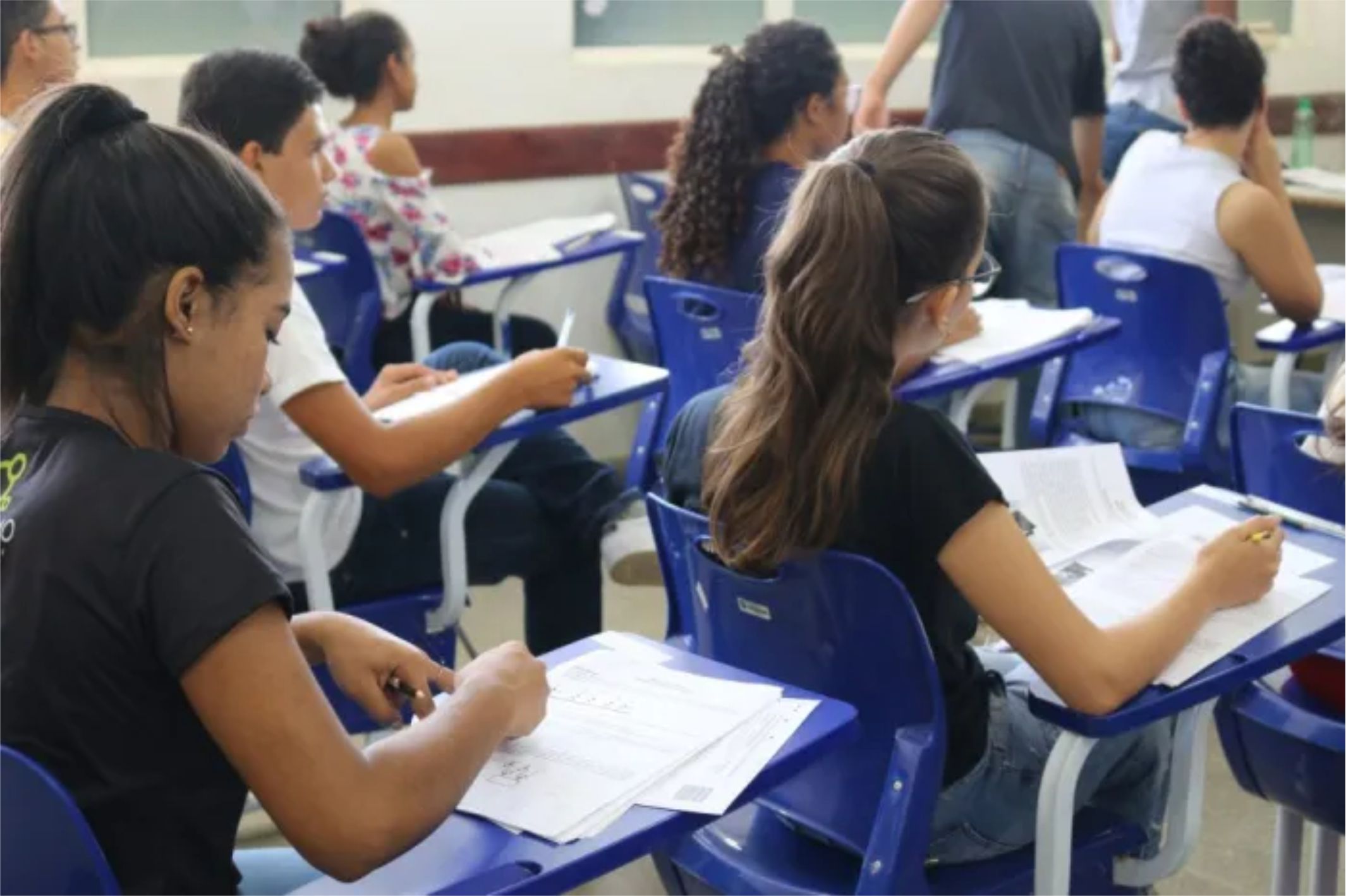 GOVERNO FEDERAL VAI DAR R$200,00 A QUEM NÃO FALTAR ÀS PROVAS DO ENEM